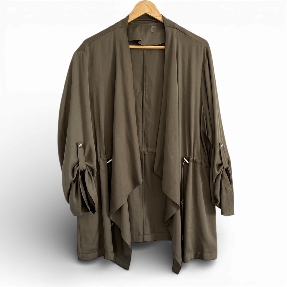 Motion Women’s Olive Waterfall Jacket